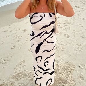 Elegant Strapless Black and White Dress